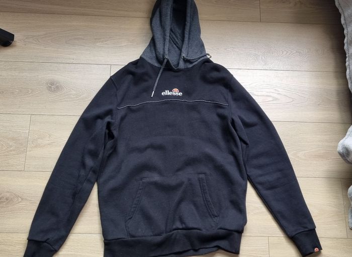 Pull Ellesse