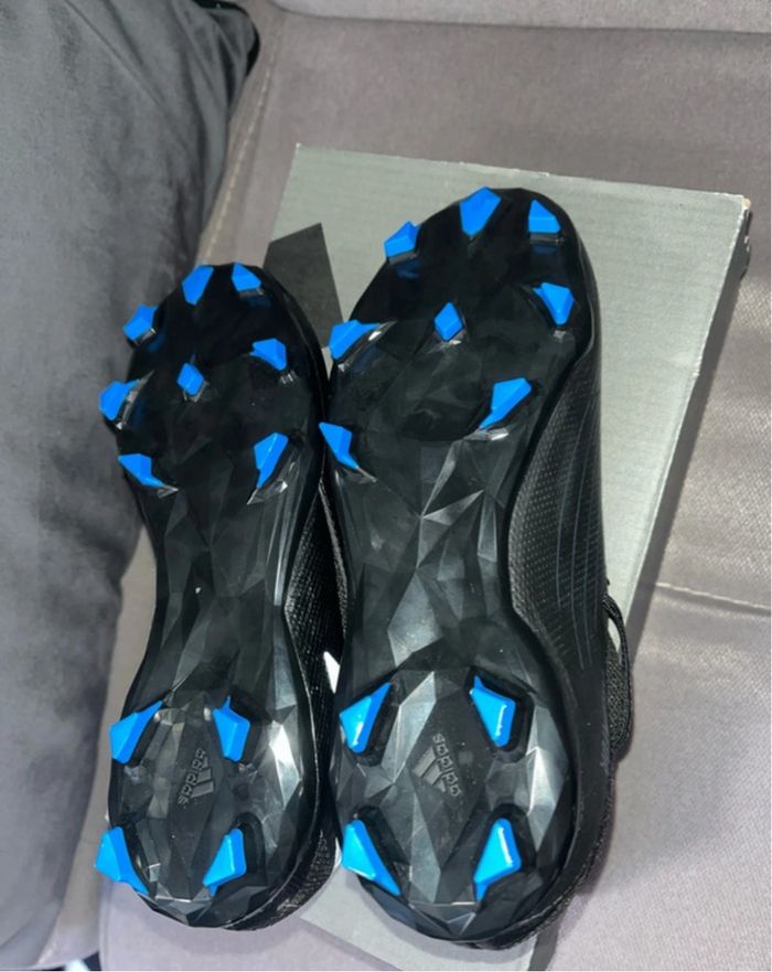 Crampon adidas - photo numéro 3