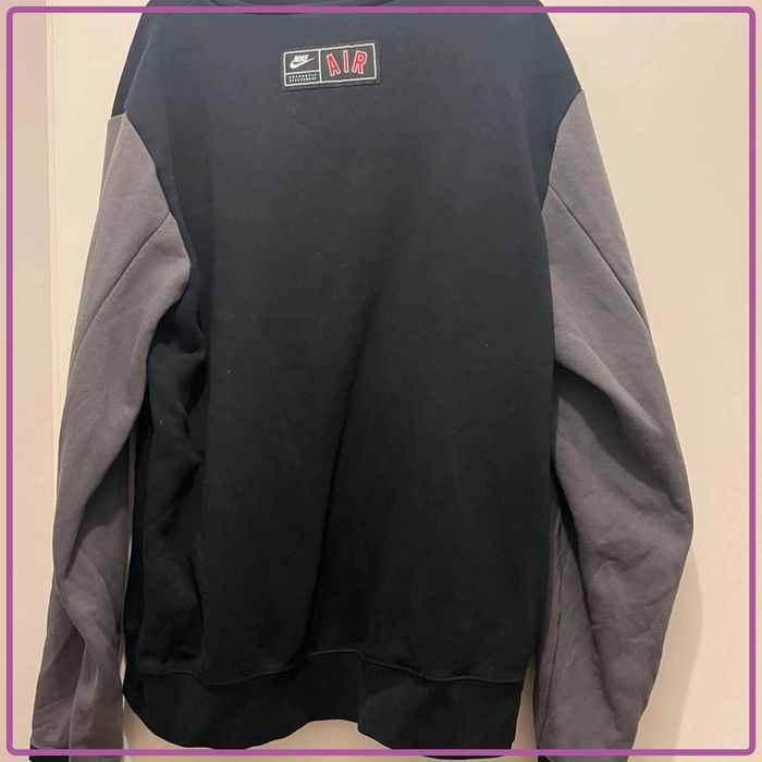 Pull Nike air taille s en excellent état - photo numéro 4