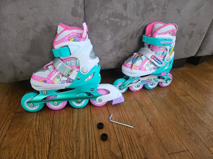 Rollers pour enfant neuf - photo numéro 2