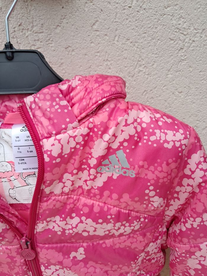 Blouson doudoune avec capuche adidas 5/6ans état excellent - photo numéro 2