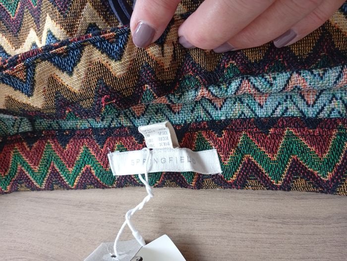 Jupe courte à motifs aztèques neuve taille 40 - photo numéro 5