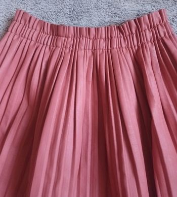 Jupe Rose Plissée en Simili Cuir 🌸🌾