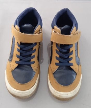Chaussures garçon  Taille 30