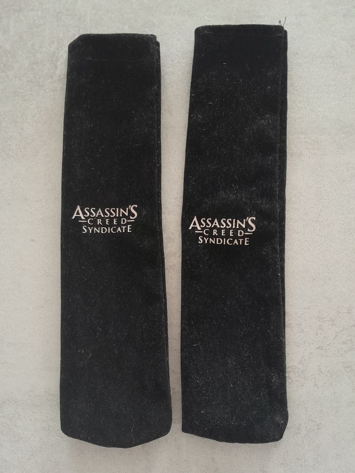 Lot accessoires Assassin's Creed - photo numéro 5