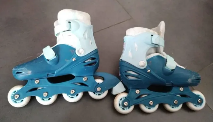 Rollers taille 30-33 - photo numéro 2
