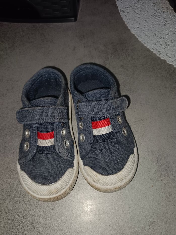 Chaussure bébé - photo numéro 3