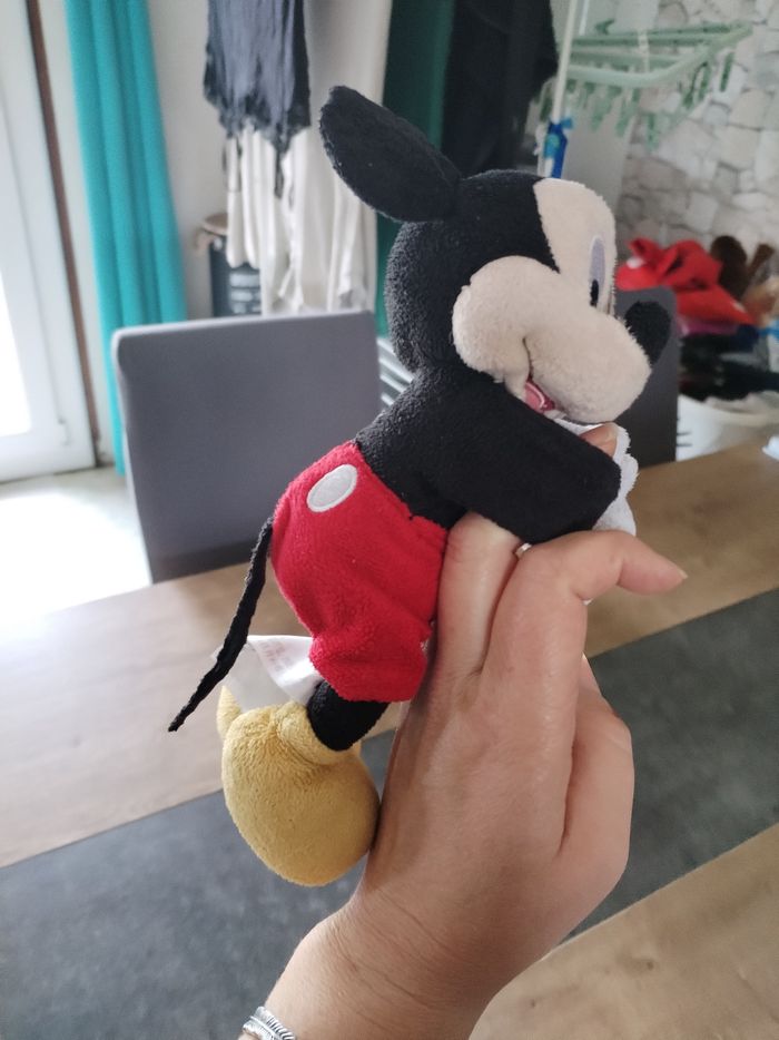 Peluche mickey - photo numéro 3