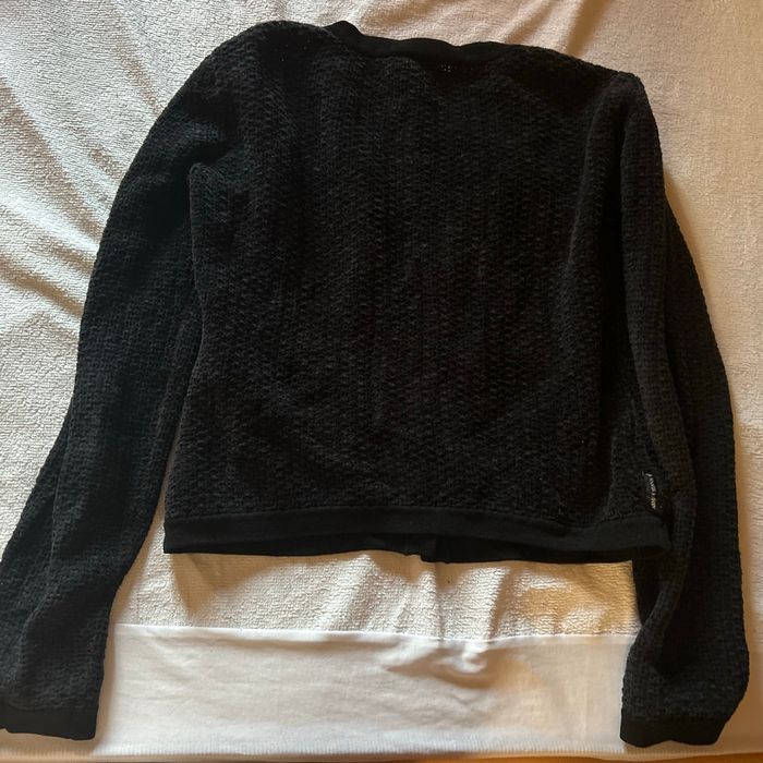 Gilet noir à trous - photo numéro 5