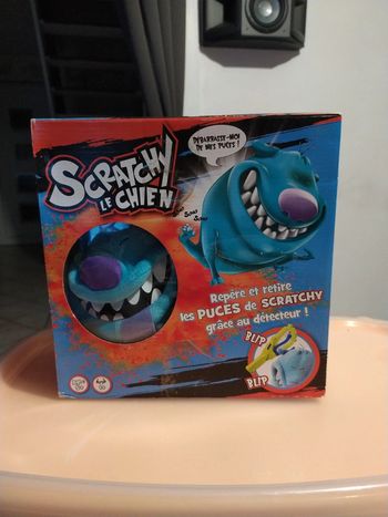 Scratchy le chien