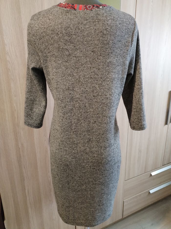 Robe manches 3/4 taille 42/44 - photo numéro 3