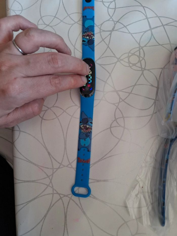 Montre stitch