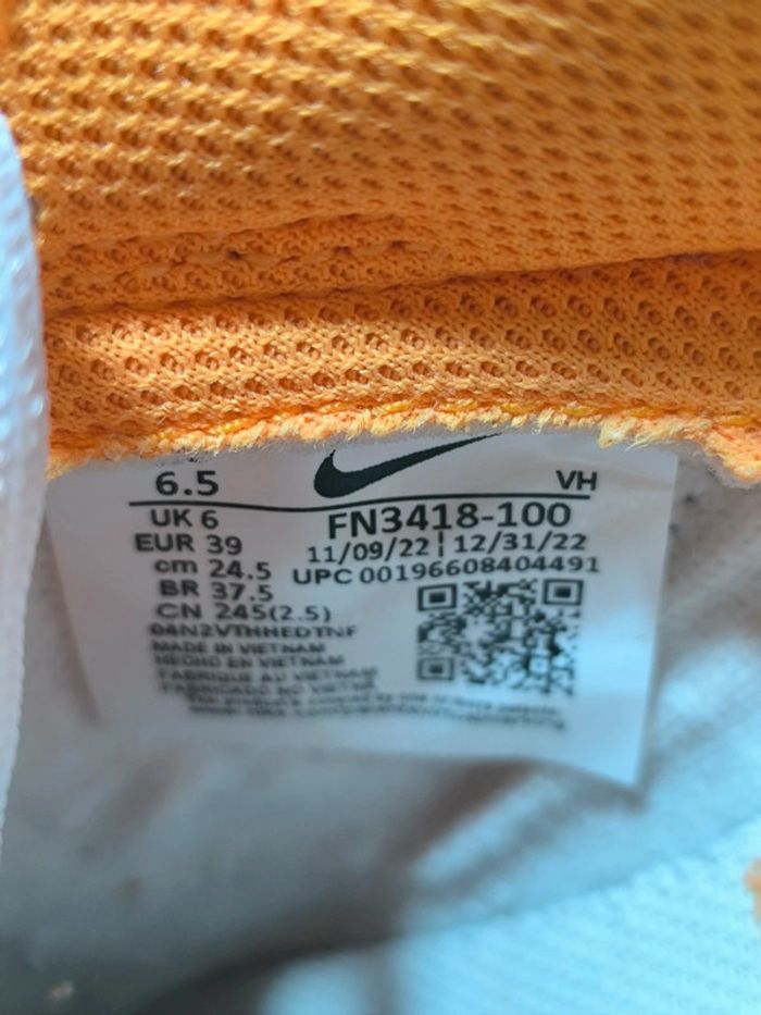 Baskets Nike dunk low orange wear and tear pointure 39 très bon état - photo numéro 8