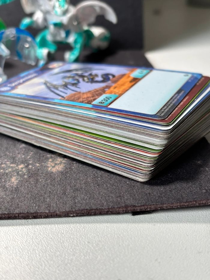 Lot de bakugan et accessoires - photo numéro 7