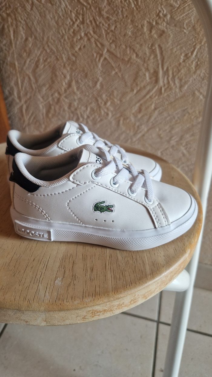 Baskets Lacoste