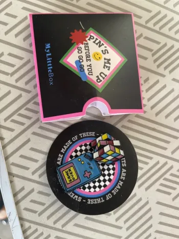 2 pins jeu mythique