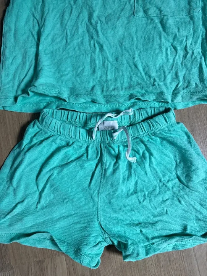 Ensemble 98 cm - photo numéro 2