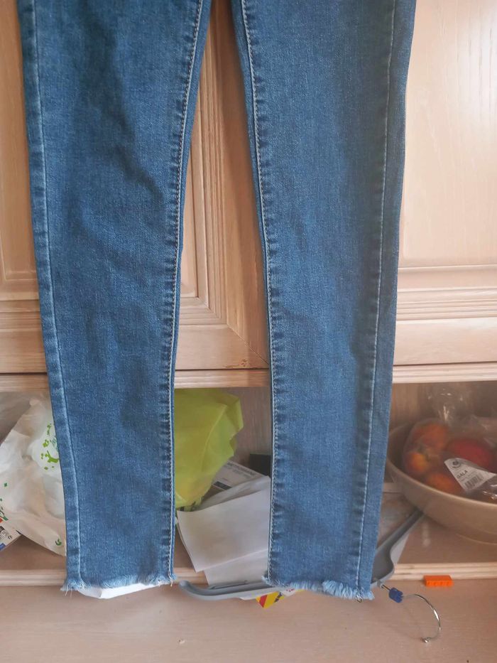 Jeans avec bas effiloché T38 Daysie - photo numéro 2