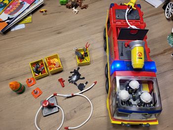Camion pompier playmobil