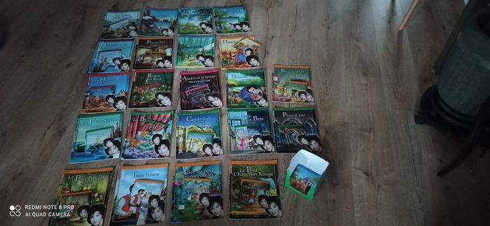 22 livres de contes et cd