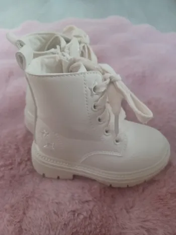 Chaussures bottines enfant
