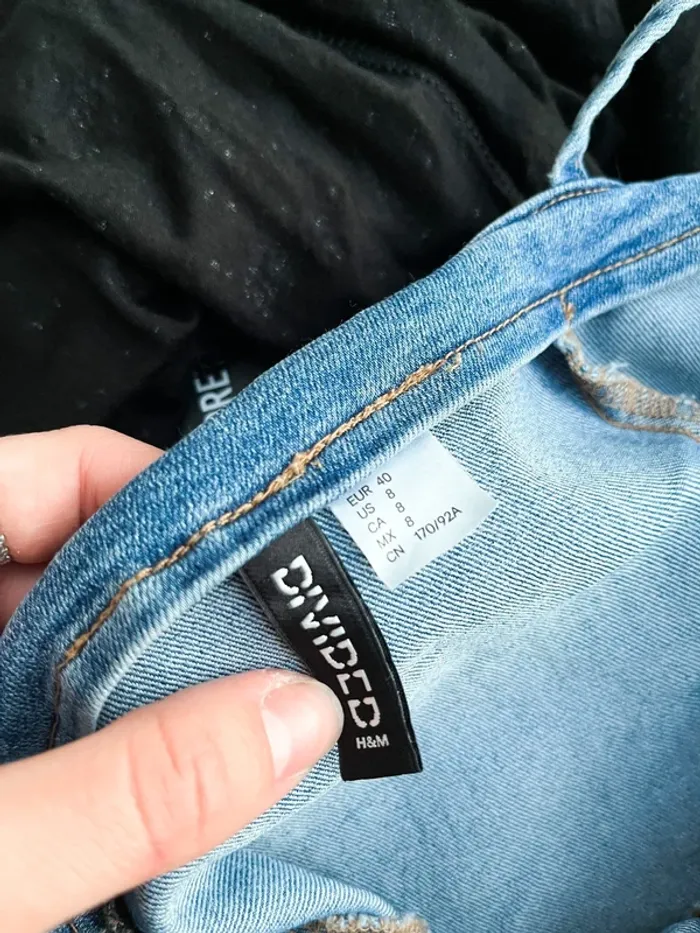 H&M - Robe en jean moulante - photo numéro 4