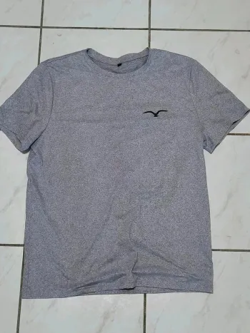 🔥 T-shirt gris chiné style minimaliste – Taille L