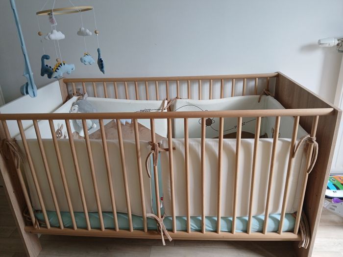 Lit à barreaux en bois - photo numéro 4