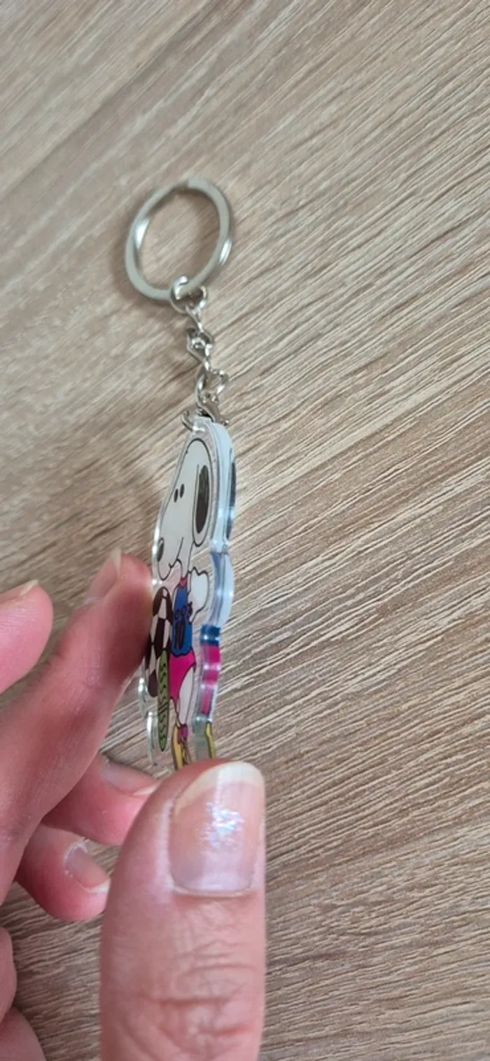 Porte clés 🔑 Snoopy 🐶 - photo numéro 4