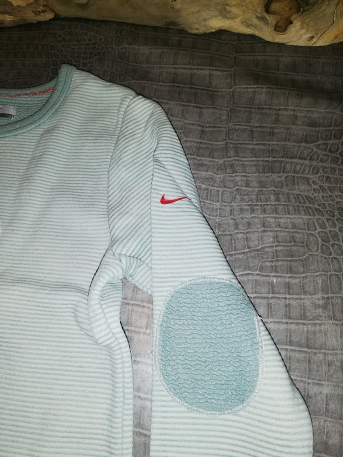 Sweat nike - photo numéro 3