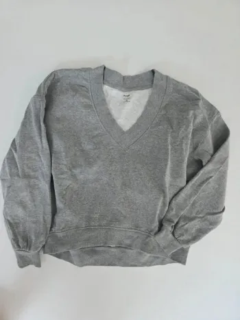 Sweat court gris