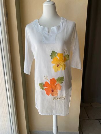 Tunique blanche à fleurs S