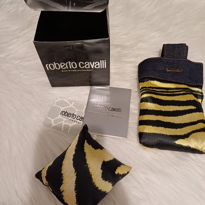 Coussin et pochette pour montre Roberto cavalli
