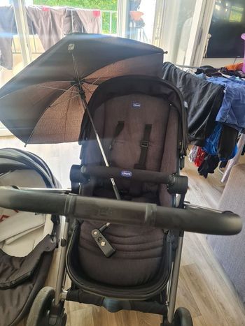 Poussette trio chicco bestfriend (sur place)