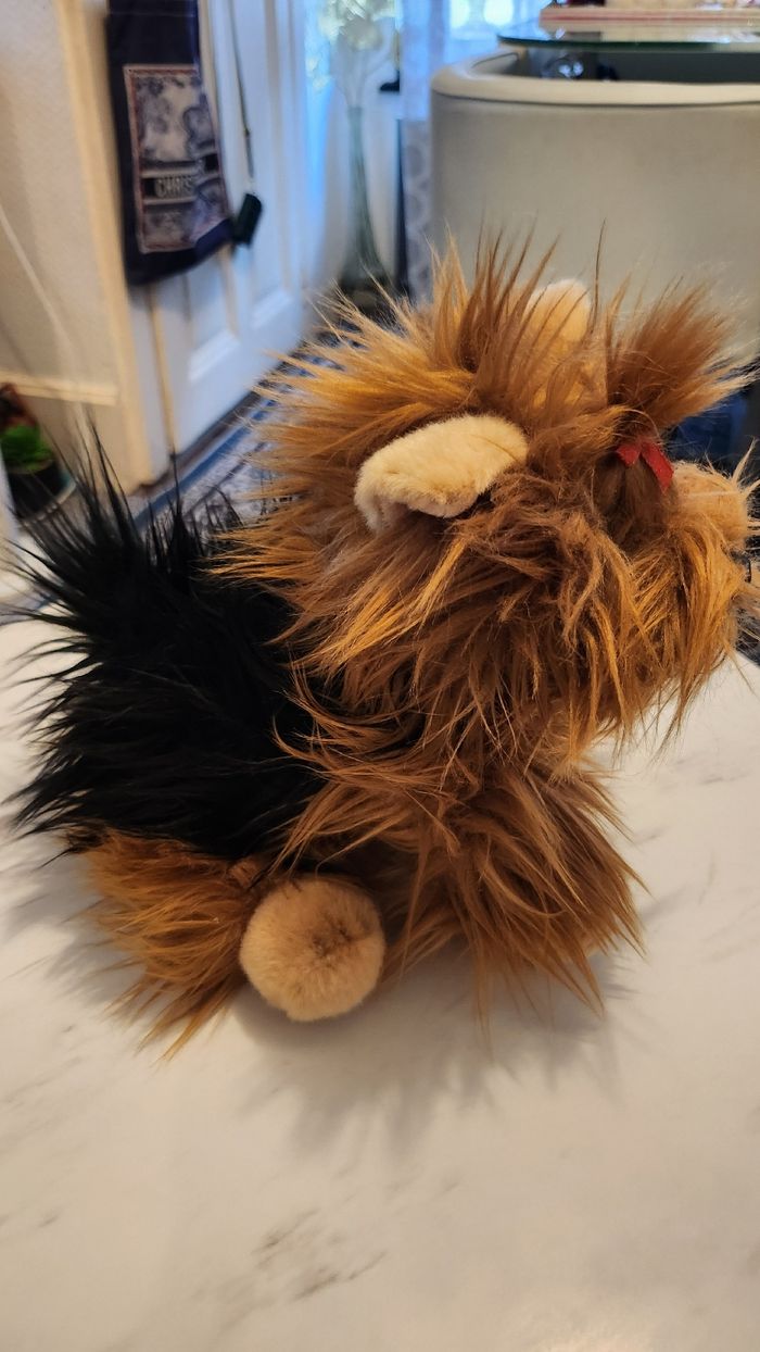 Peluche chien réaliste - photo numéro 2