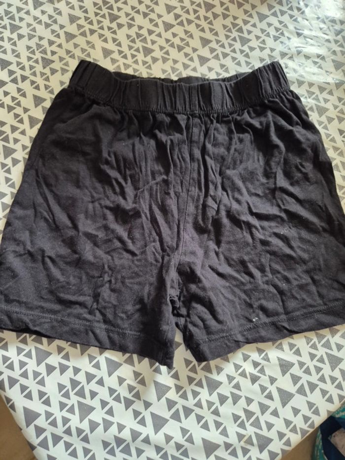 Short pyjama