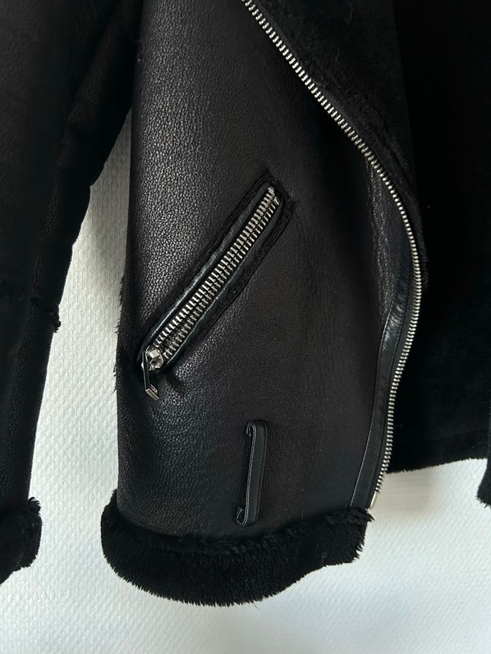 Manteau noir fourré - photo numéro 4