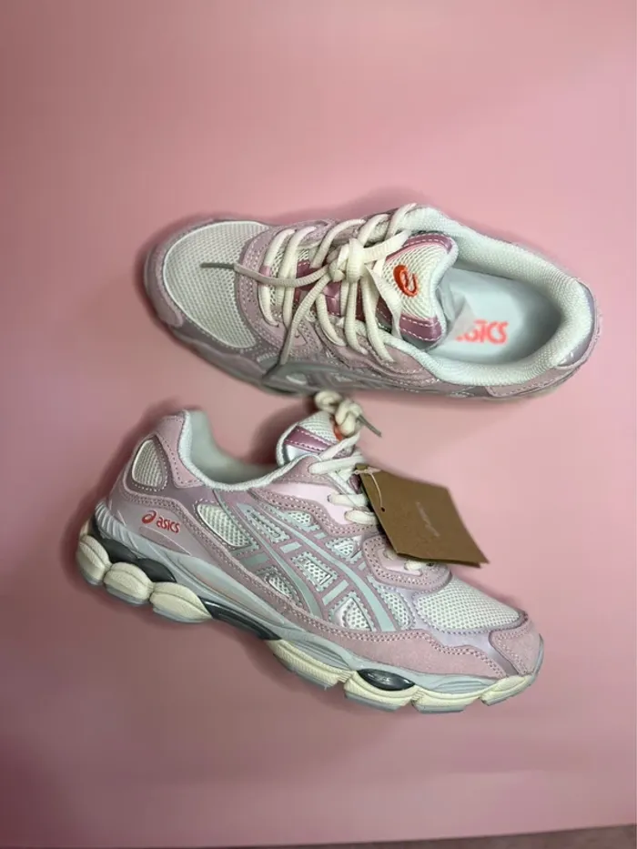 Asics gel Nyc Cream Rose Water Taille 39 - photo numéro 2