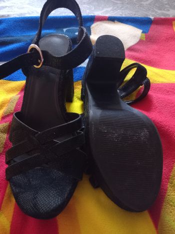 Sandale à talon