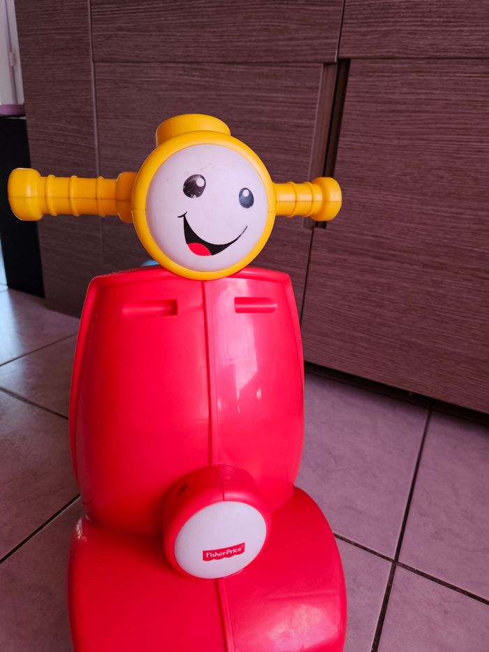 Scooter Fisher-Price bonne état - photo numéro 3