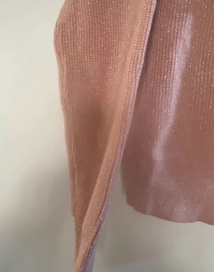 Pull rose Beckaro taille L  correspond à un 18 ans Neuf - photo numéro 3