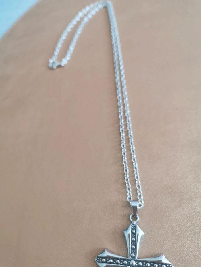 Collier et pendentif croix chevalier templier - photo numéro 3