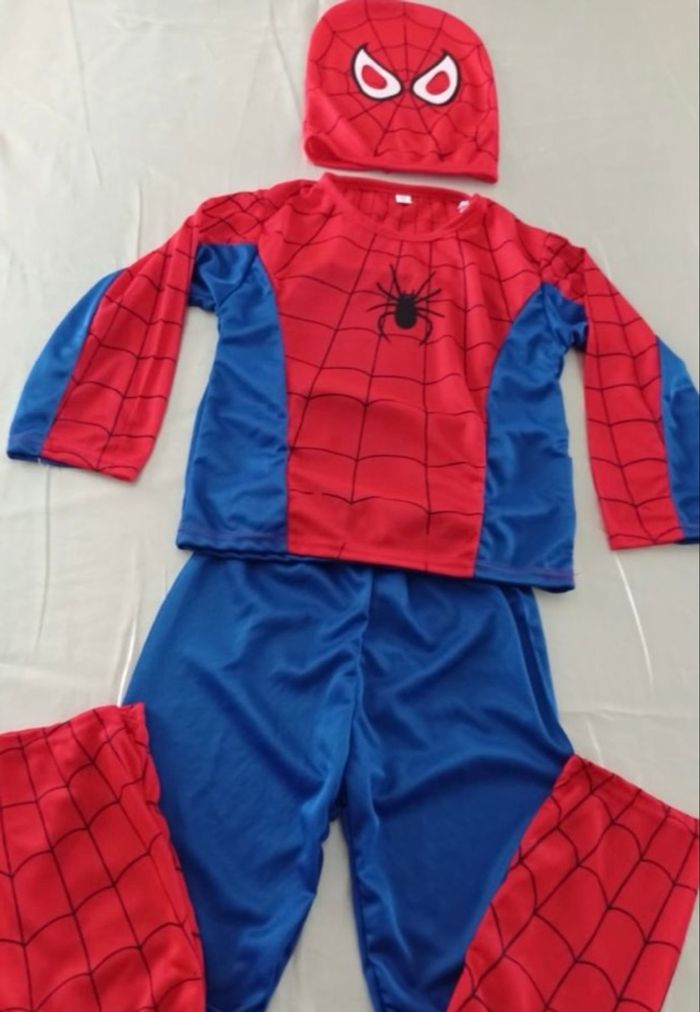 Deguisement spiderman bleu et rouge 5-6ans - photo numéro 5
