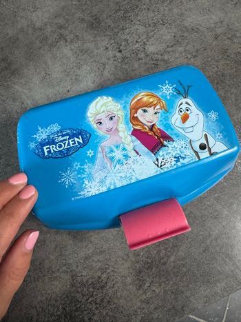 Boîte à goûter reine des neiges