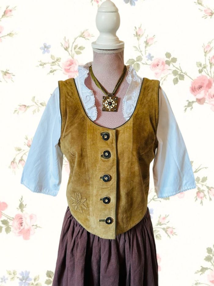 🤎🌿Gilet cuir vintage daim naturel autrichien cottagecore forest leather sleeveless jacket🌿🤎 - photo numéro 2