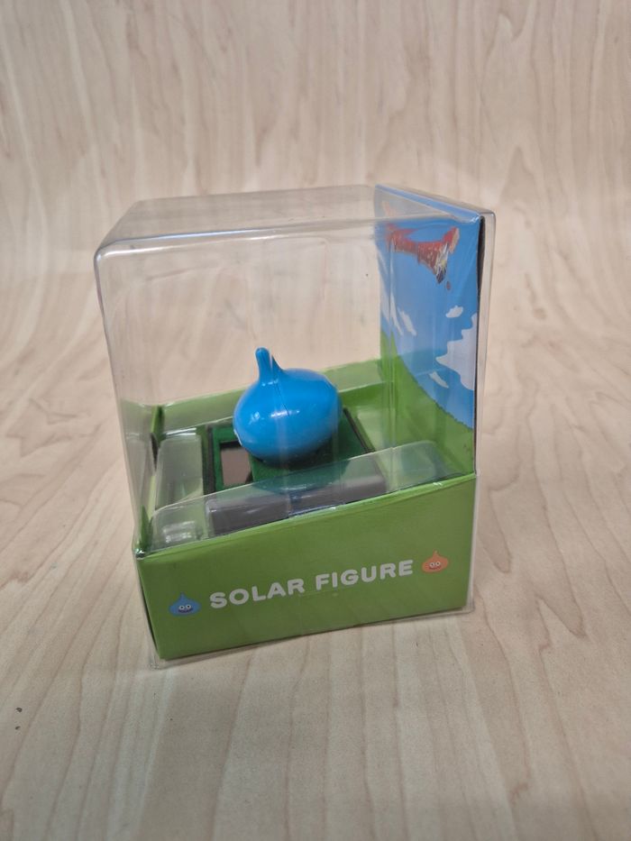 Figurine solaire Dragon Quest Slime bleu - photo numéro 3