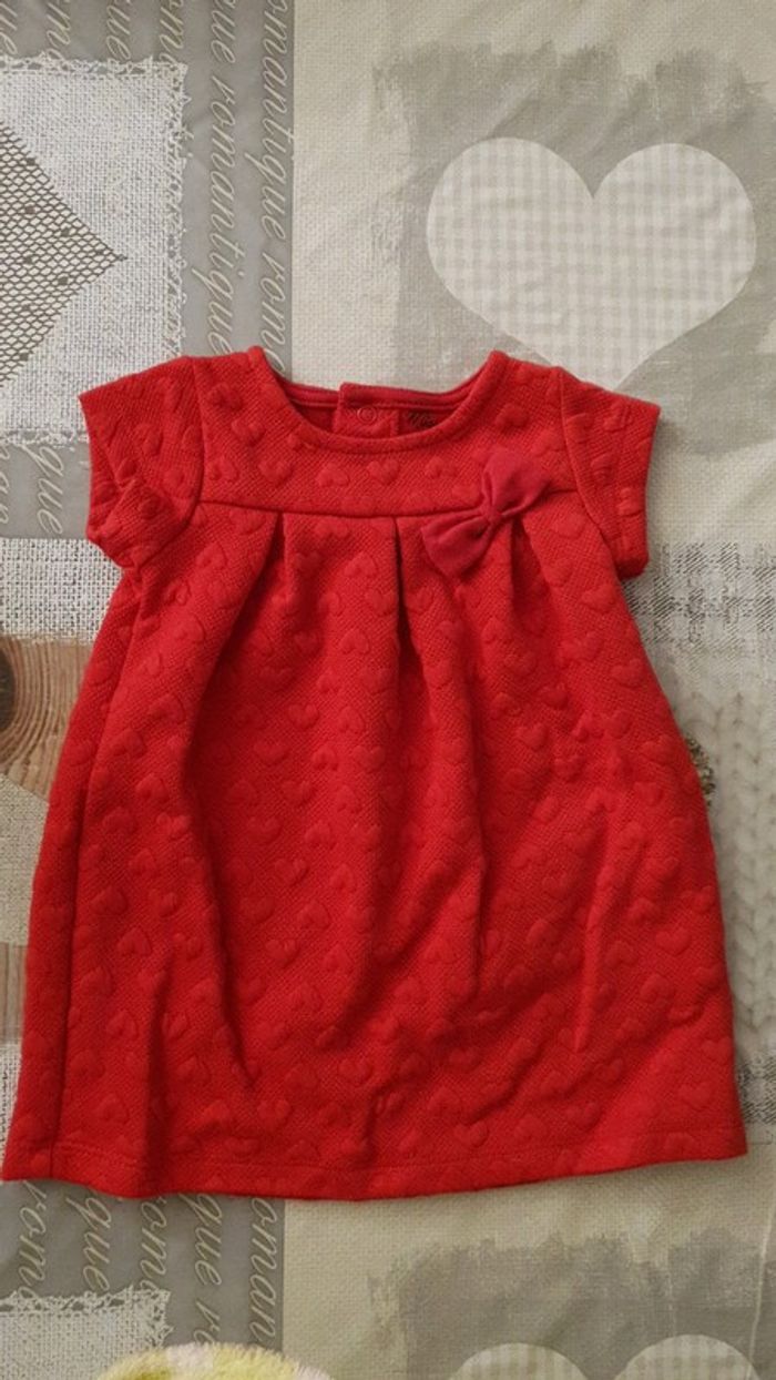 Robe 6mois rouge coeurs