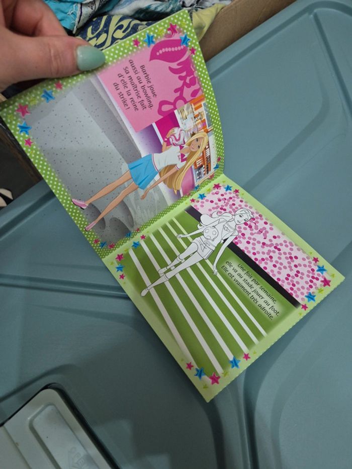 Mini livre barbie - photo numéro 2