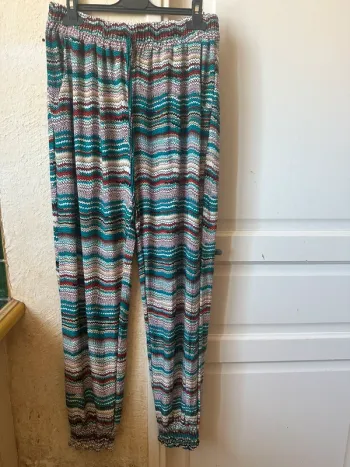 Pantalon fluide à motifs
