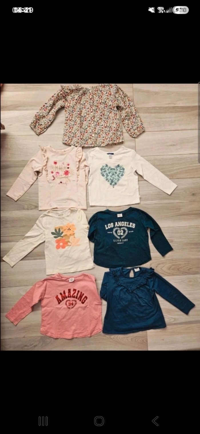 Lot 7 tshirts manches longues fille (4ans)